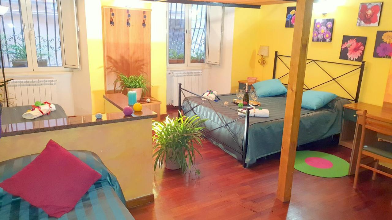 ホテル La Casa Verde Roma - Free Secure Parking If You Book 3 Nights エクステリア 写真